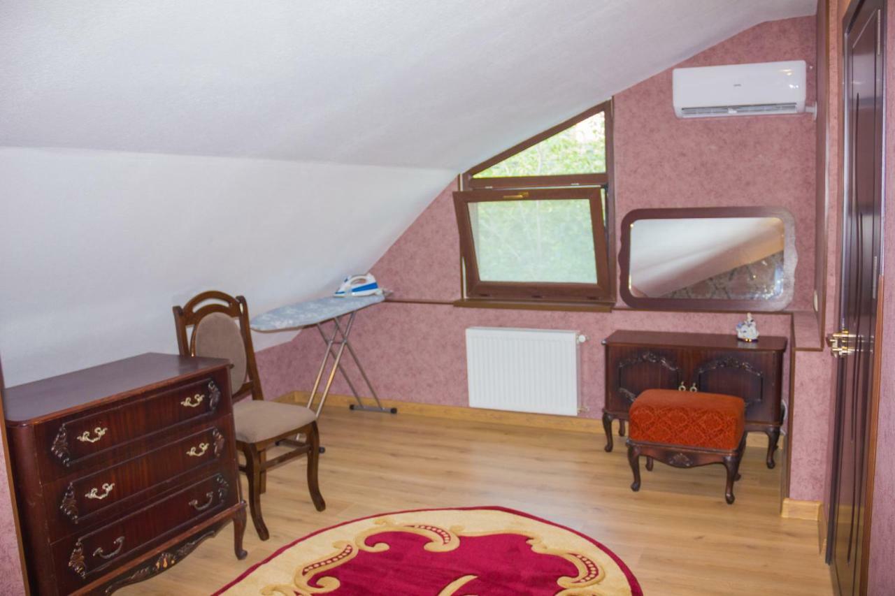 Apartament Sofia ティビリシ エクステリア 写真