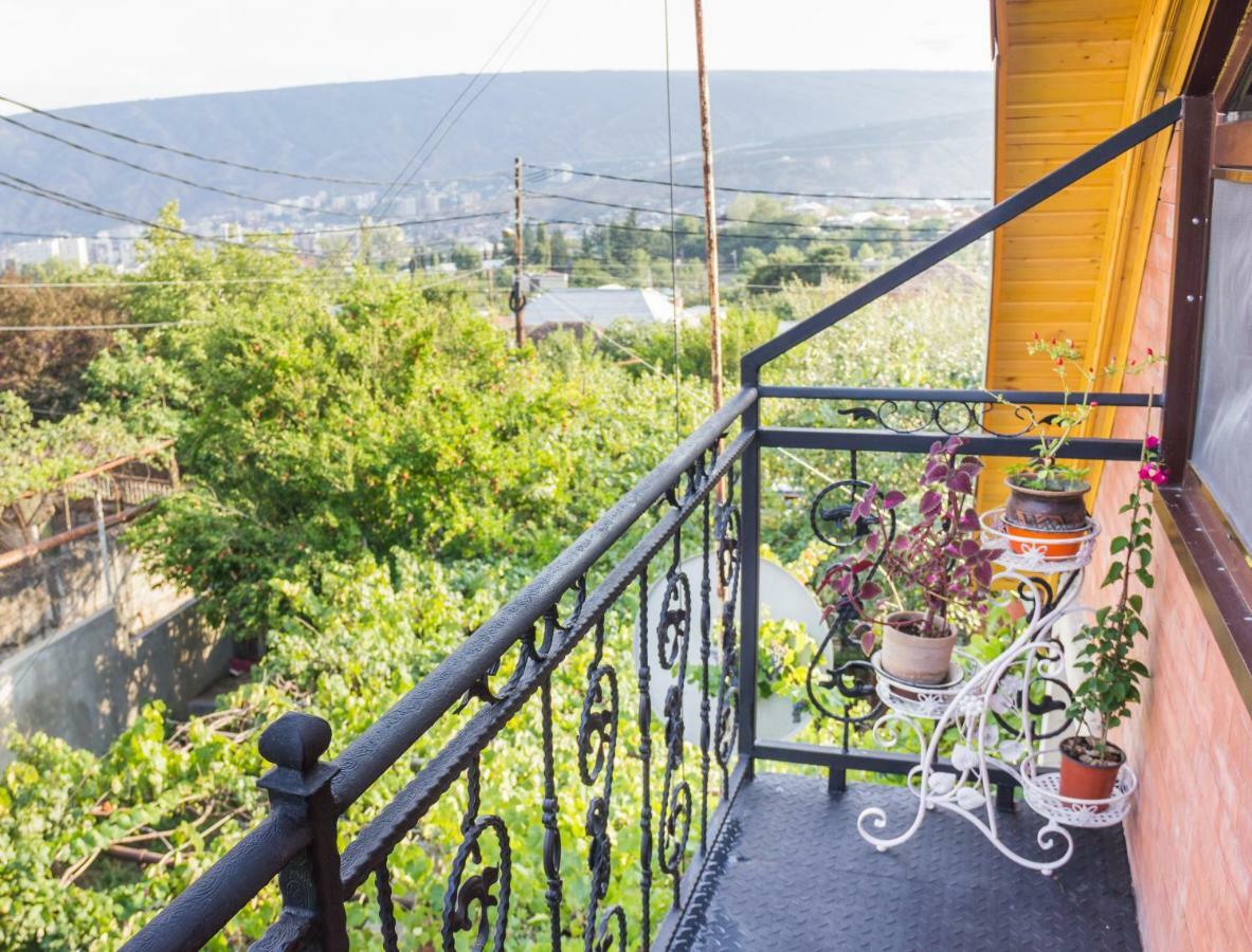Apartament Sofia ティビリシ エクステリア 写真